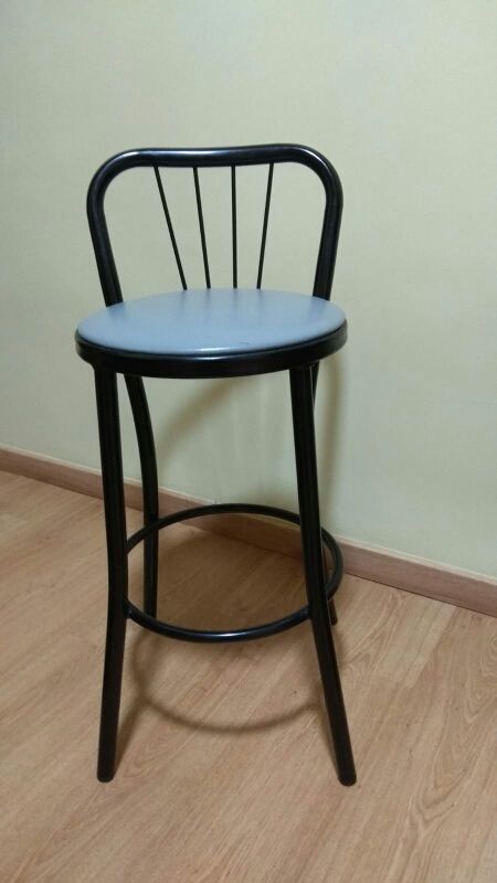 Sillas altas cocina de segunda mano por 10 € en Madrid en WALLAPOP Sillas altas cocina de segunda mano por 10 € en Madrid en WALLAPOP