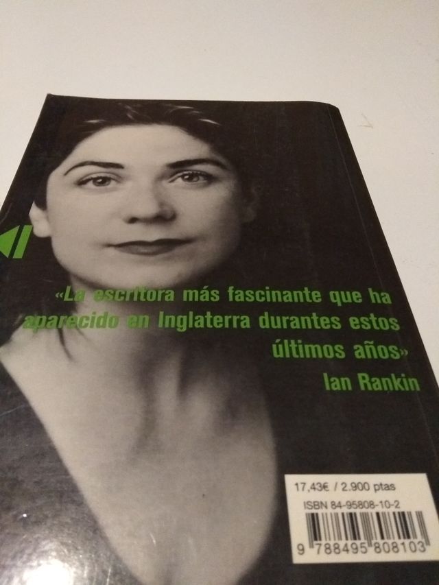 libro muerte en Glasgow, Denise Mina