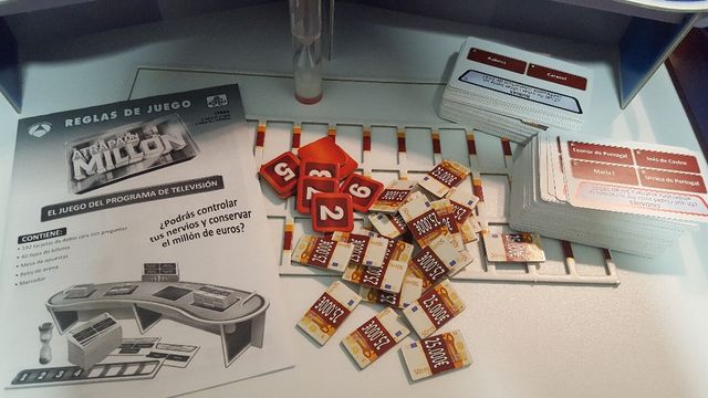 juego de mesa ATRAPA UN MILLÓN
