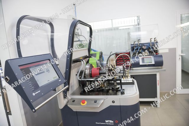 INYECTOR PIEZO 0445117022 3. 0 TDI AUDI A4 A5 A