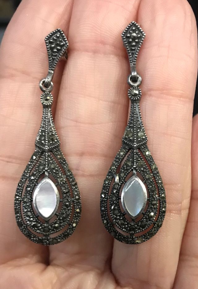 Pendientes de plata y nácar