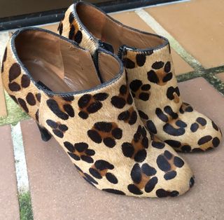 Botines leopardo zara de segunda mano por 24,9 EUR en Vigo en WALLAPOP