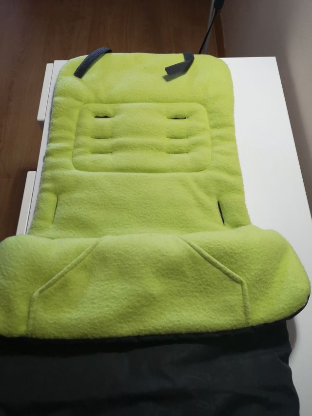 Saco silla, bolsa y cambiador de Cosatto.