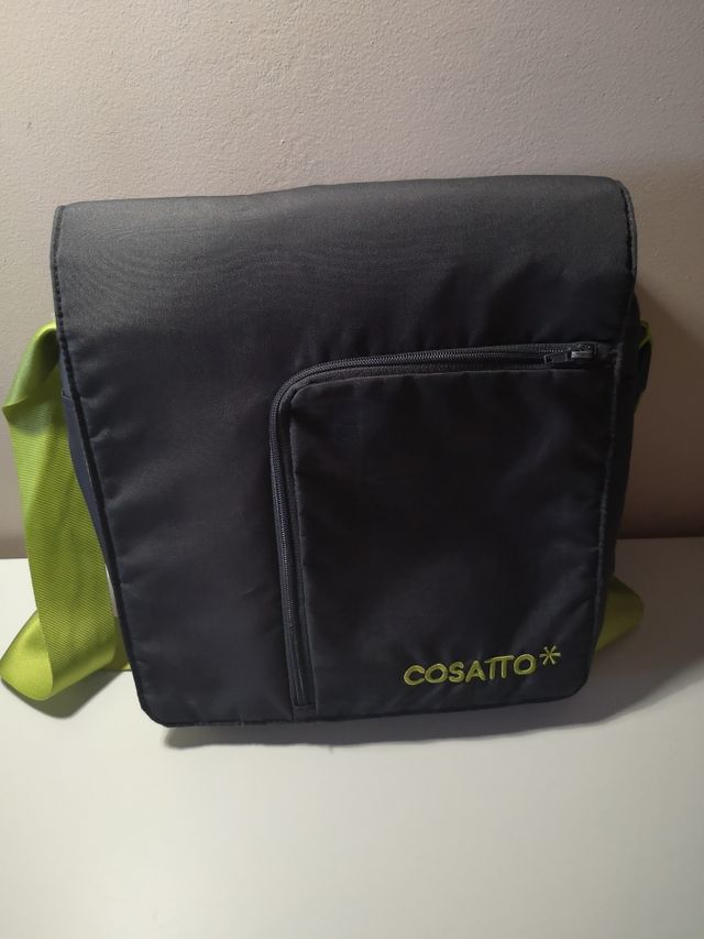 Saco silla, bolsa y cambiador de Cosatto.