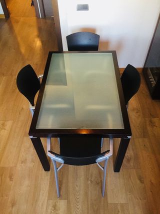 Mesa comedor wengue de segunda mano en Barcelona en WALLAPOP Mesa comedor wengue de segunda mano en Barcelona en WALLAPOP
