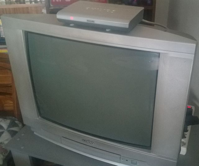 TELEVISIÓN SANYO 28"