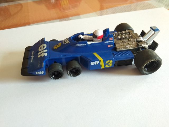 COCHE SCALEXTRIC TYRRELL P34
