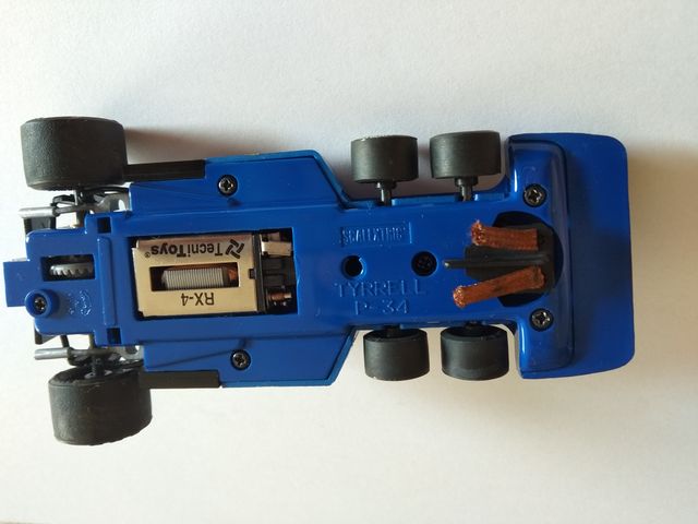 COCHE SCALEXTRIC TYRRELL P34