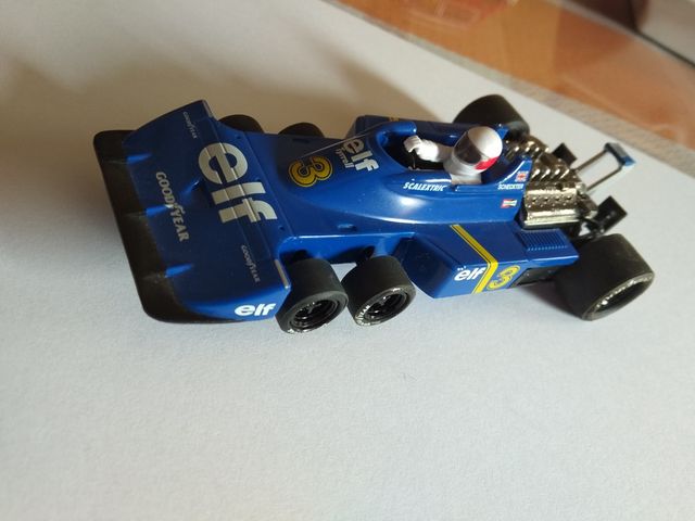 COCHE SCALEXTRIC TYRRELL P34
