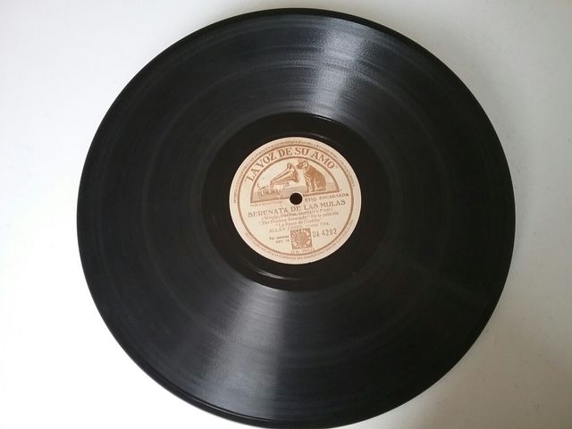 Disco de pizarra antiguo La Voz de su Amo