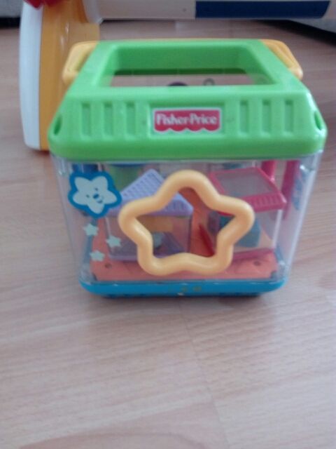 Cubo con figuras musical + Gimnasio Chicco deluxe