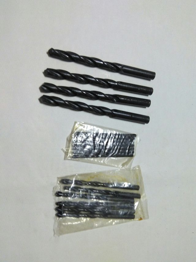 Brocas de acero al carbono. Herramientas.