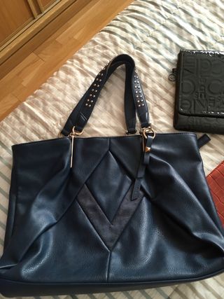 Azul Segunda En De Madrid Valentino Auténtico Por 35 Bolso € Mano txhdosQBCr