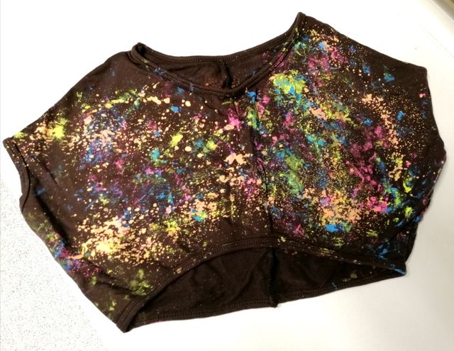 Preciosa y original camiseta chica