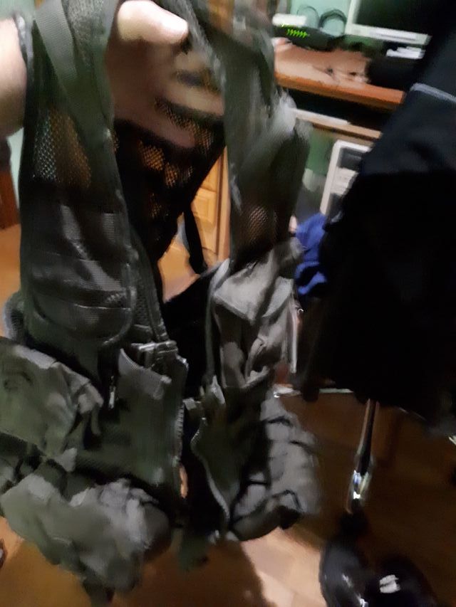 chaleco y rodilleras airsoft
