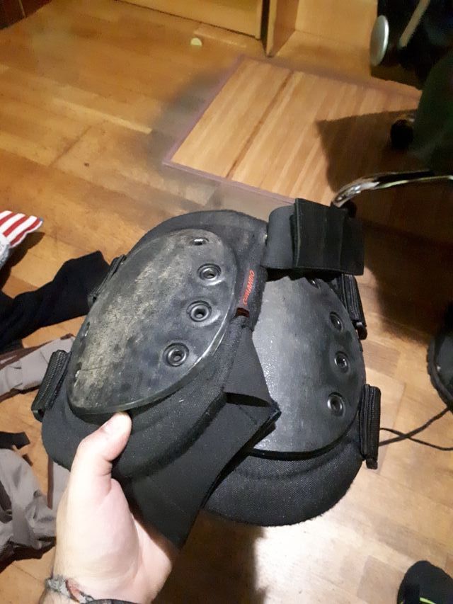 chaleco y rodilleras airsoft