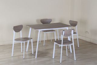Sillas de madera cocina de segunda mano en WALLAPOP Sillas de madera cocina de segunda mano en WALLAPOP