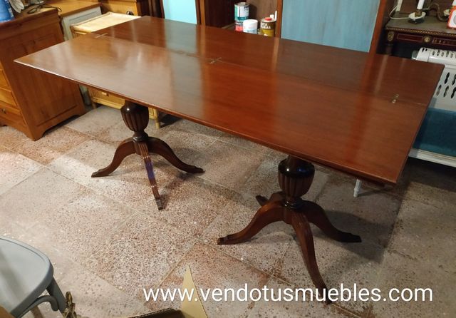 Mesa comedor tipo libro de segunda mano por 60 € en Bilbao en WALLAPOP Mesa comedor tipo libro de segunda mano por 60 € en Bilbao en WALLAPOP