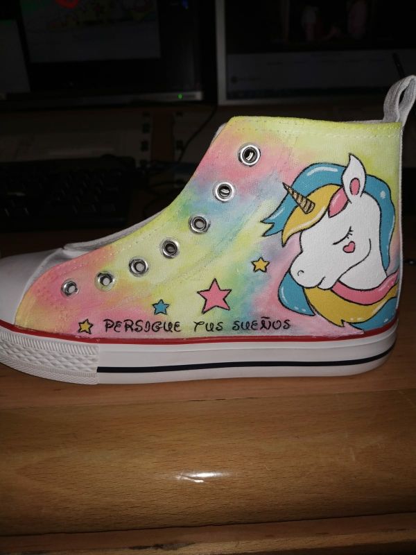 BODYS, PATUCOS, converse... pintado a mano