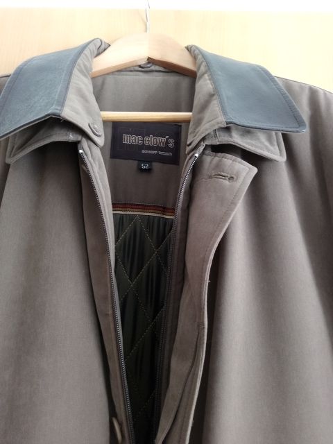 chaqueta de hombre puesta una vez