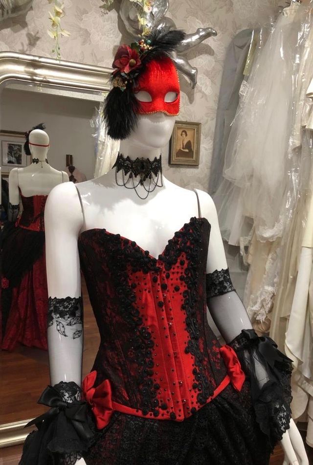 ALQUILER Vestido época