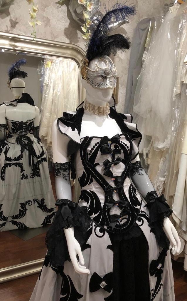 ALQUILER Vestido época