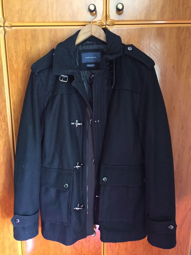 Chaqueta parka negra invierno Zara
