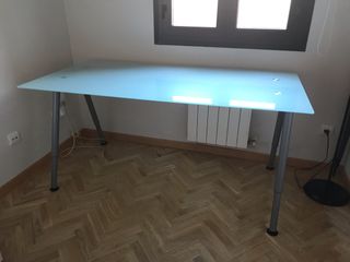 Mesa para oficina de segunda mano en WALLAPOP Mesa para oficina de segunda mano en WALLAPOP