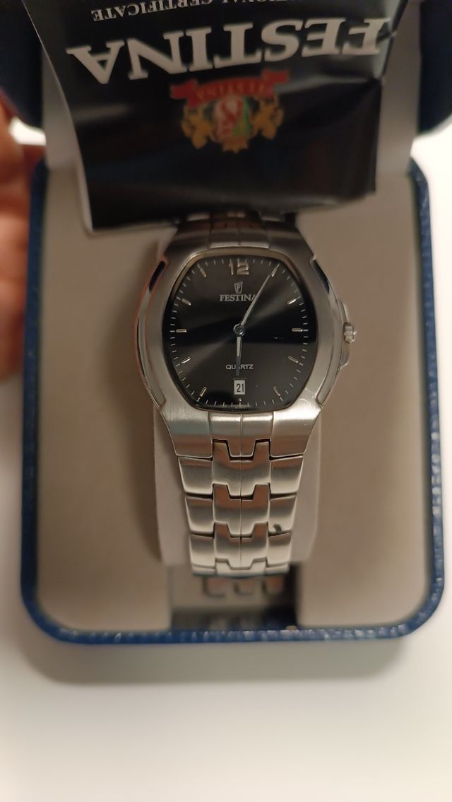 Reloj Festina muy elegante