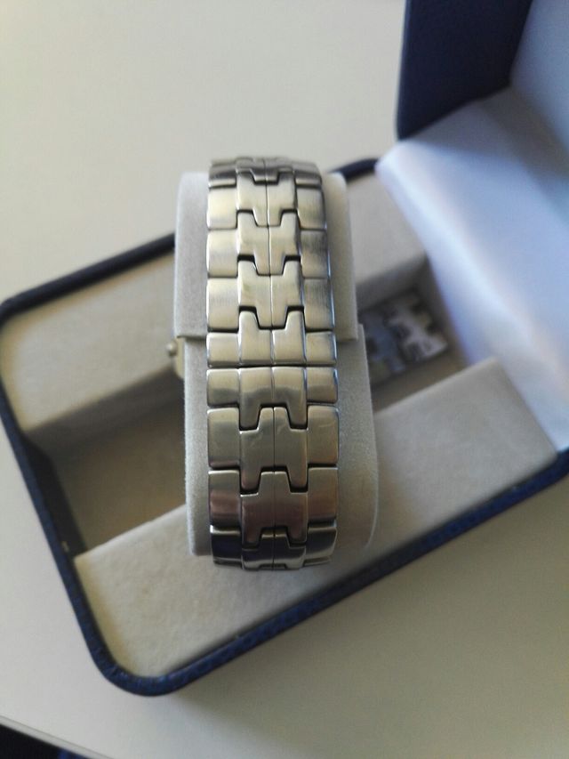 Reloj Festina muy elegante