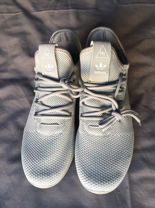 adidas pharrell williams 40