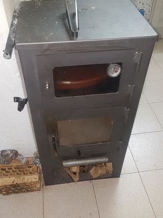 Estufa de leña de segunda mano en Madrid en WALLAPOP