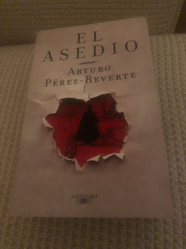 Libro Arturo Pérez Reverte. El Asedio