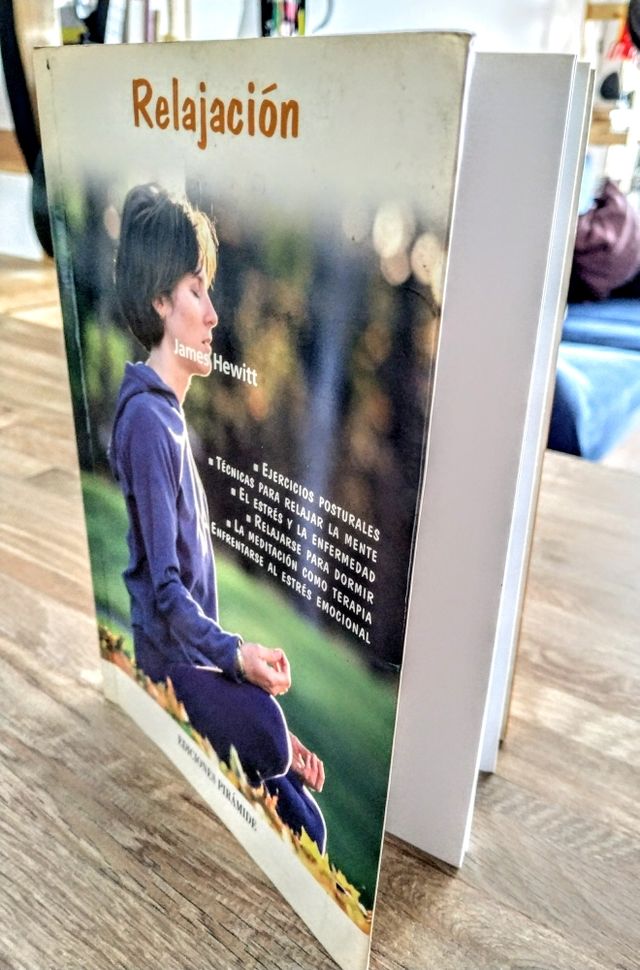 Libro Relajación de James Hewitt