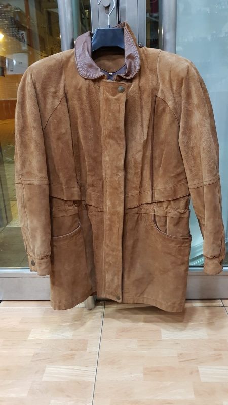 Chaqueton de piel.