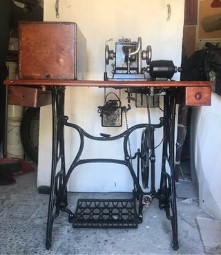 Máquina de coser pieles Bonis-Bros