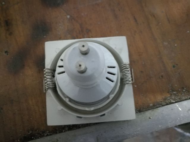 Luces de techo empotrables