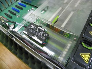 SERVEUR RACK Fujitsu Primergy 1U RX100S6 Xeon X3430 32go RAID 0/1