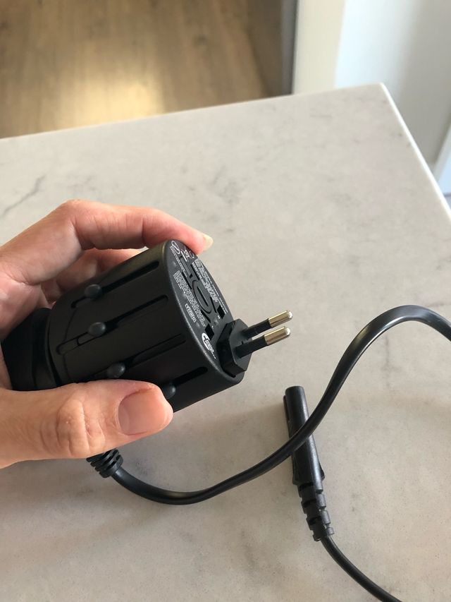 Adaptador enchufe Pc universal