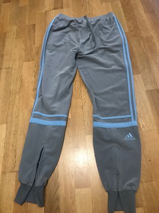 13 Unisex Wallapop De En Adidas Pantalón Por Segunda € Mano León eIWHD2YE9b