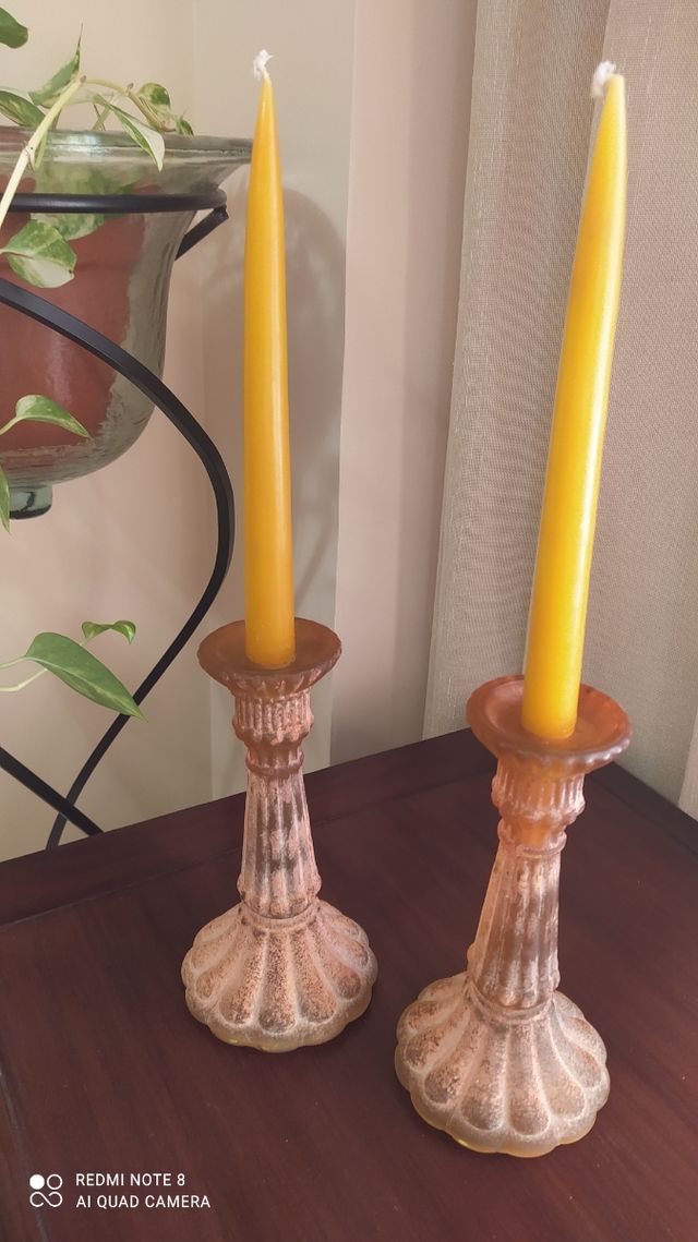 Portavelas de cristal. Las velas de regalo