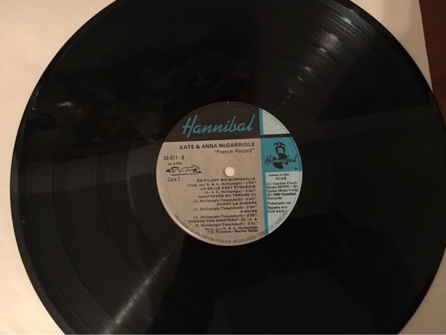 Kate & Anna McGarrigle - "French record".