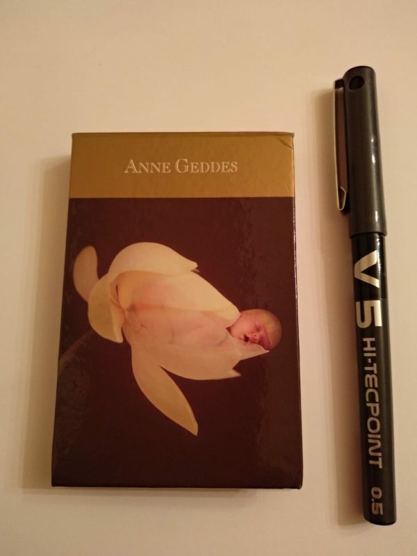 Pequeña libreta con espejo.