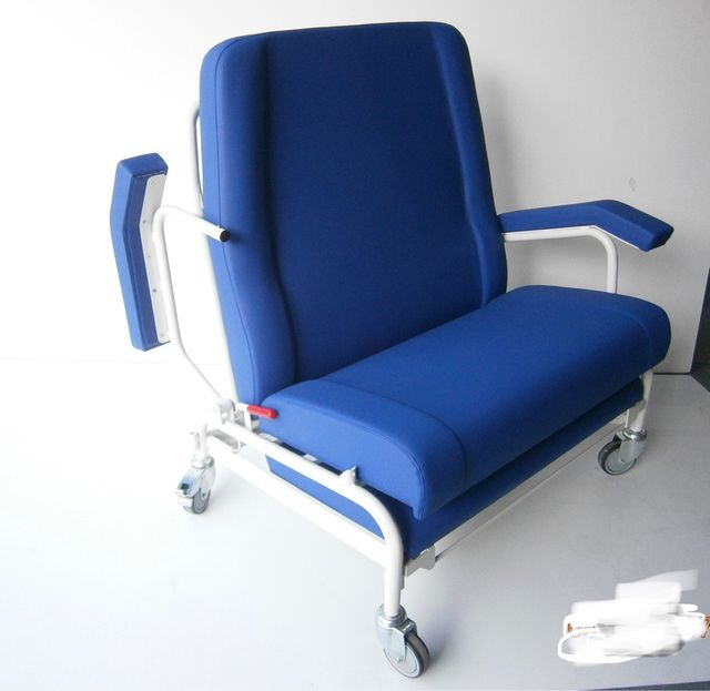 Sillón clínico OBESOS KINETIC con ruedas: