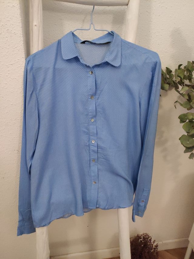 Camisa zara lunares azul