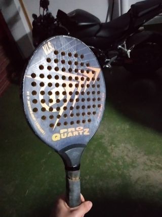 Pala de Pádel de segunda mano en Cuarte de Huerva en WALLAPOP Pala de Pádel de segunda mano en Cuarte de Huerva en WALLAPOP