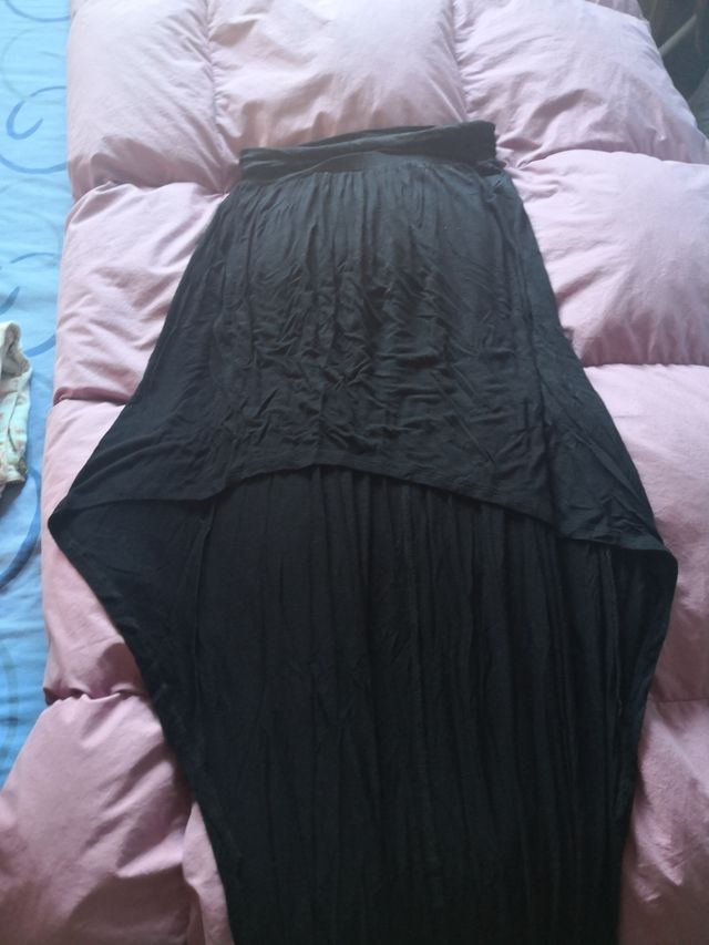 falda con cola stradivarius