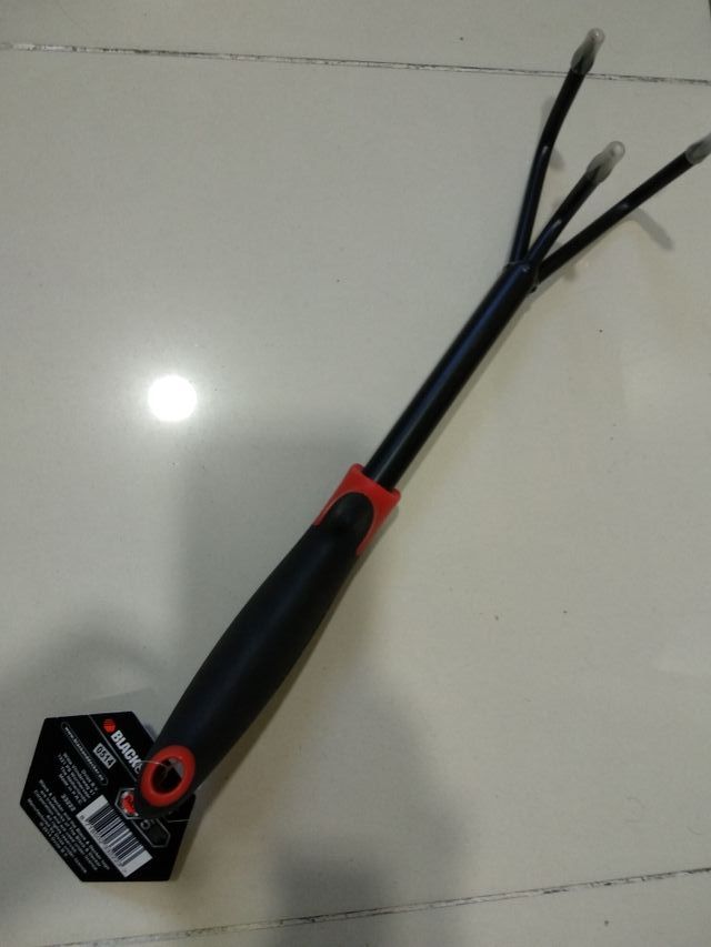 Rastrillo de mano Black and Decker