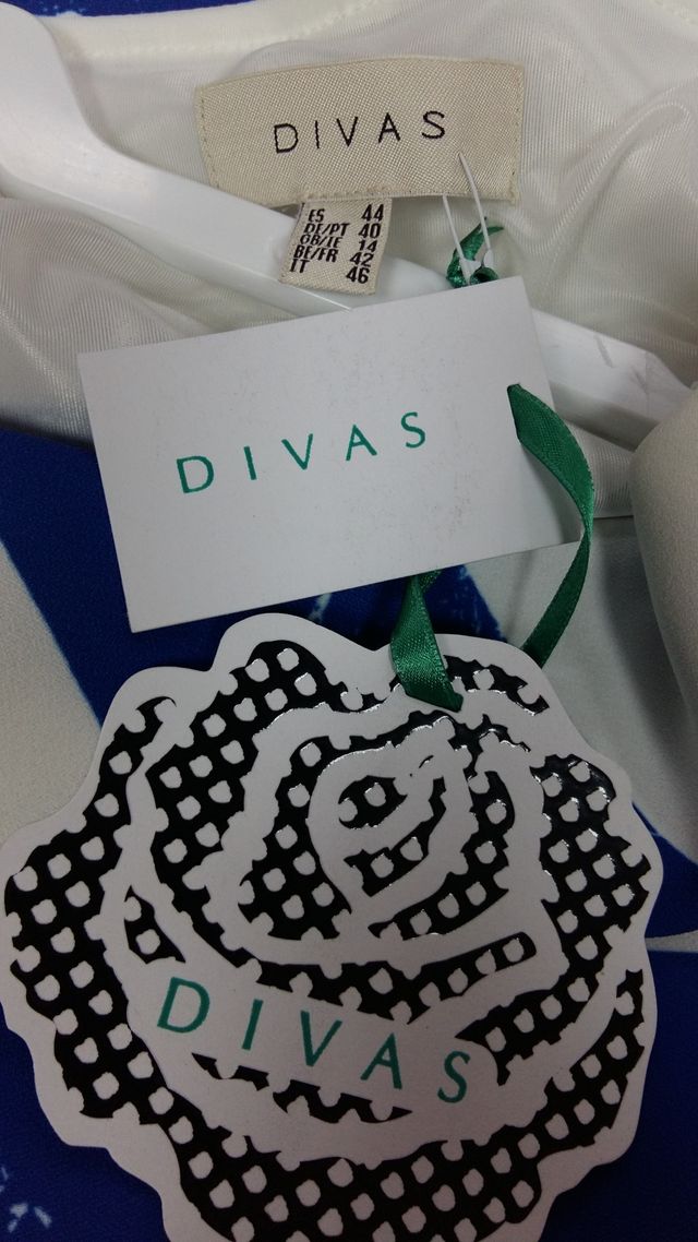 Vestido azul y blanco de Divas  tallas 40 y 44