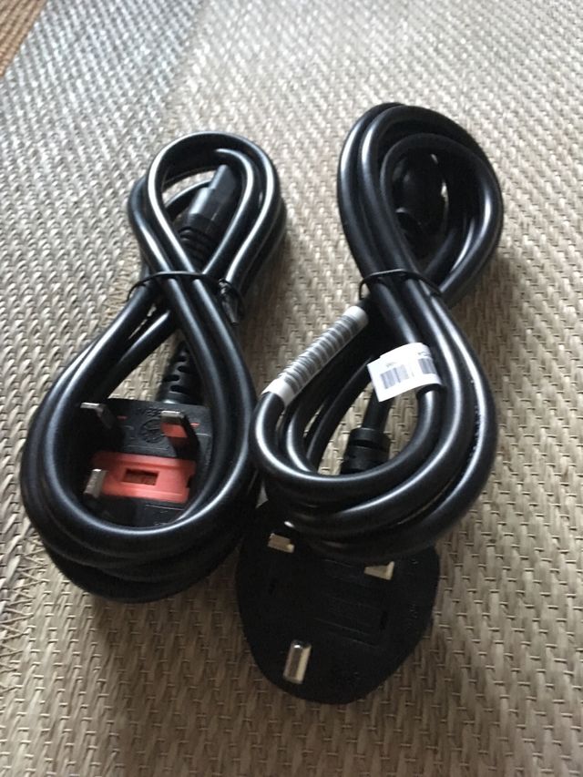 Conector americano de clavijas planas